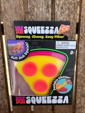 **AUTHENTIC** NeeDoh Squeezza Pizza squish toy